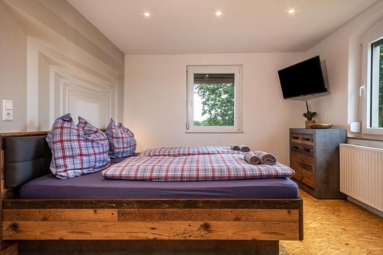 Ferienwohnung Ellenweiler Bis 15 P FDH Exterior foto