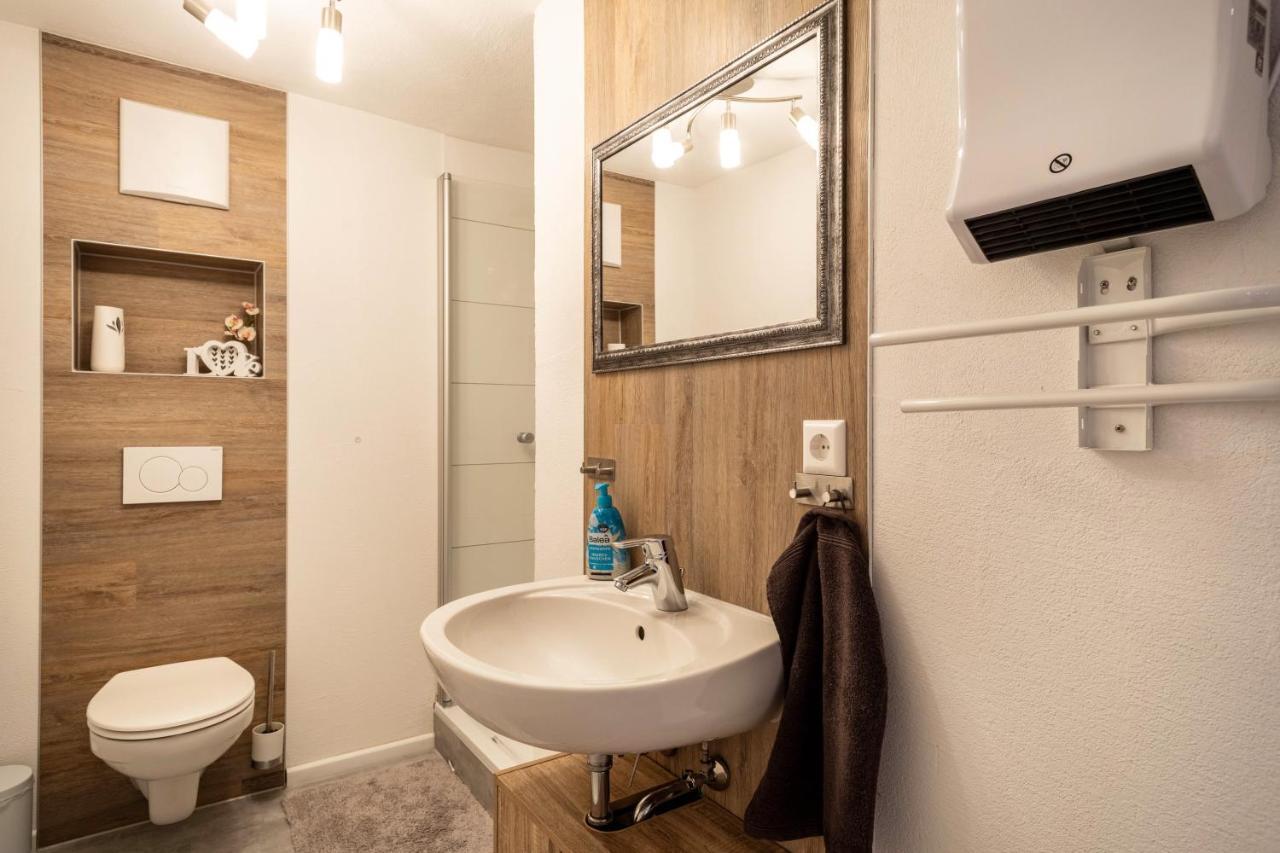 Ferienwohnung Ellenweiler Bis 15 P FDH Exterior foto